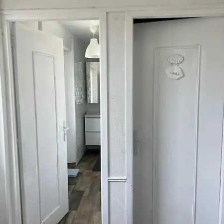 בית נופש La Petite Maison *