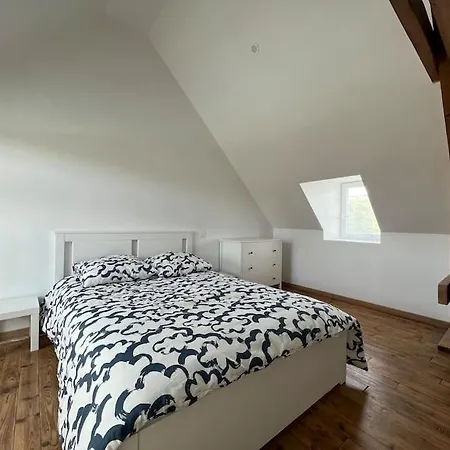 La Petite Maison Lithaire