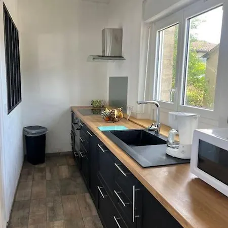 בית נופש La Petite Maison *